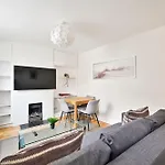 Comfortable Apartment Near Sloane Square